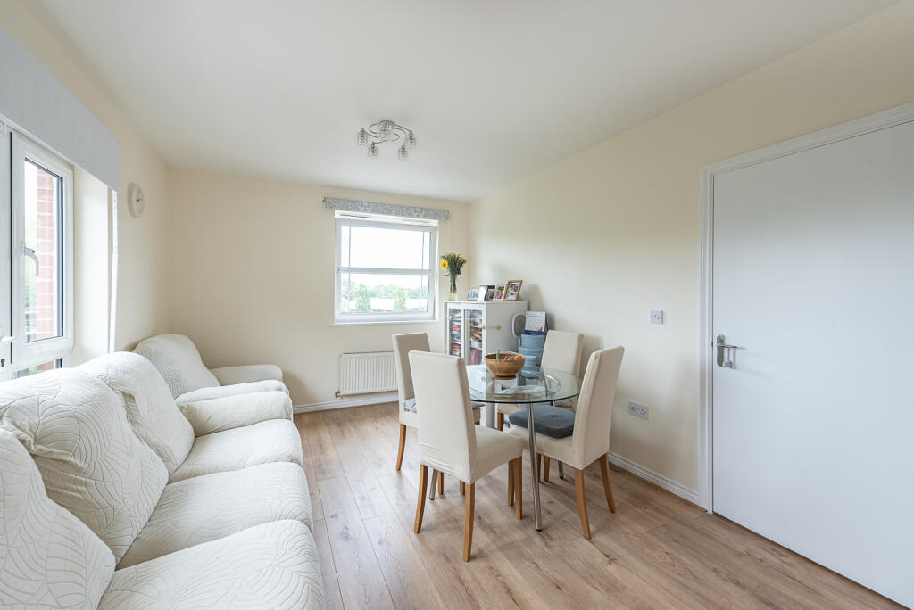 Additional image 3 of Russet Drive, St. Albans, Hertfordshire, AL4