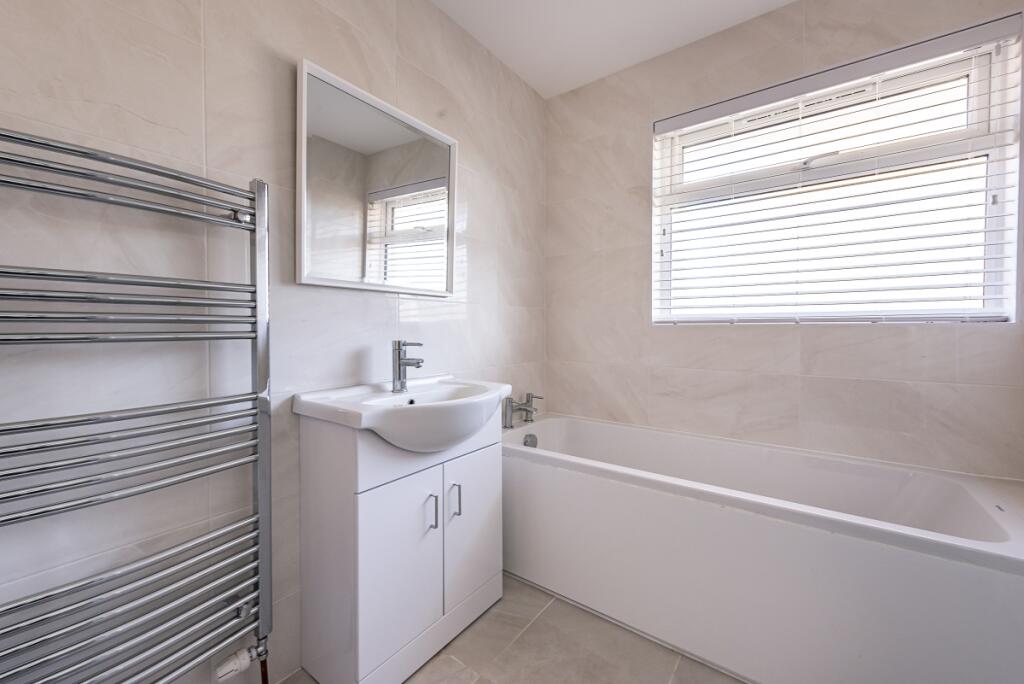 Additional image 4 of Wheathampstead Road Harpenden AL5