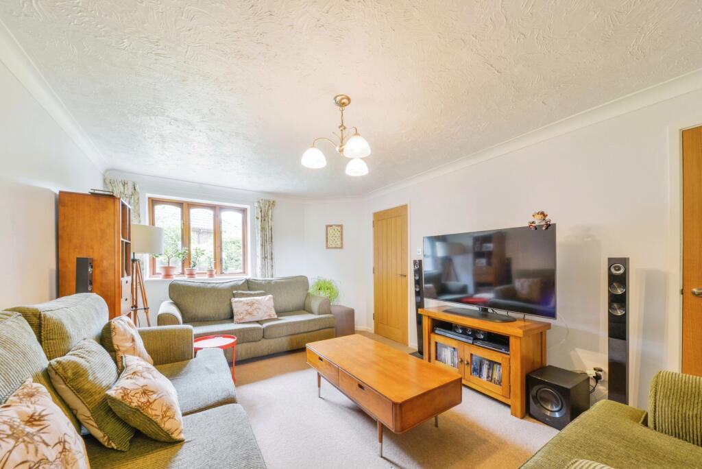 Additional image 3 of Honeymead, Welwyn, AL6