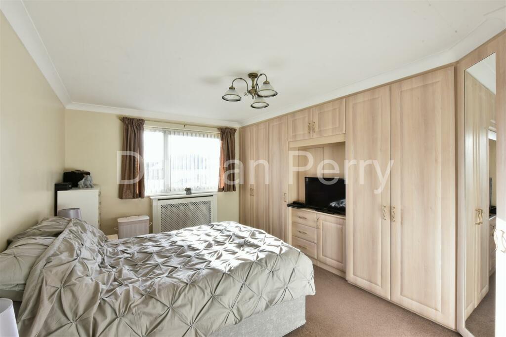 Additional image 8 of Bulls Lane, Welham Green