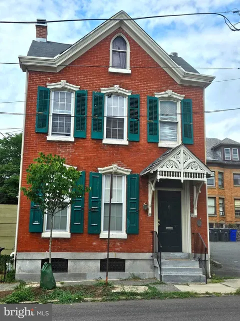 Primary image of 71 N Charlotte Street, Pottstown, PA 19464