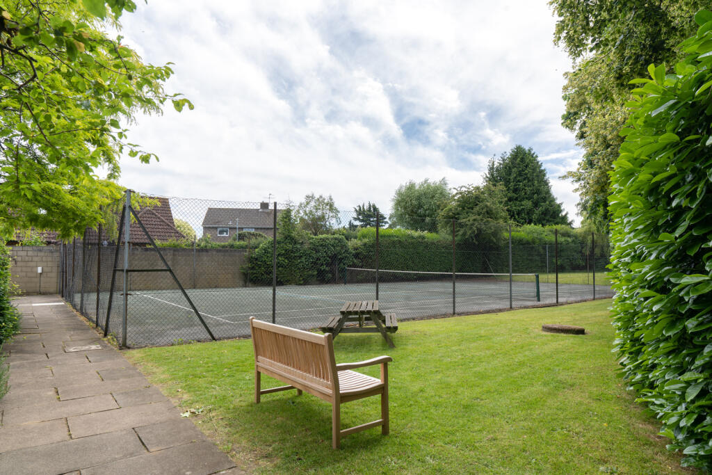 Additional image 23 of The Ryde, Hatfield, Hertfordshire