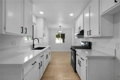 Property image - 1965 W Oakland Avenue, Hemet, CA 92545