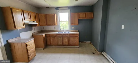 33 S Market Street, Millerstown, PA 17062