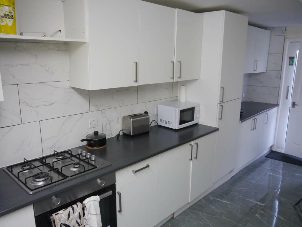 Additional image 2 of Bishops Rise, Hatfield