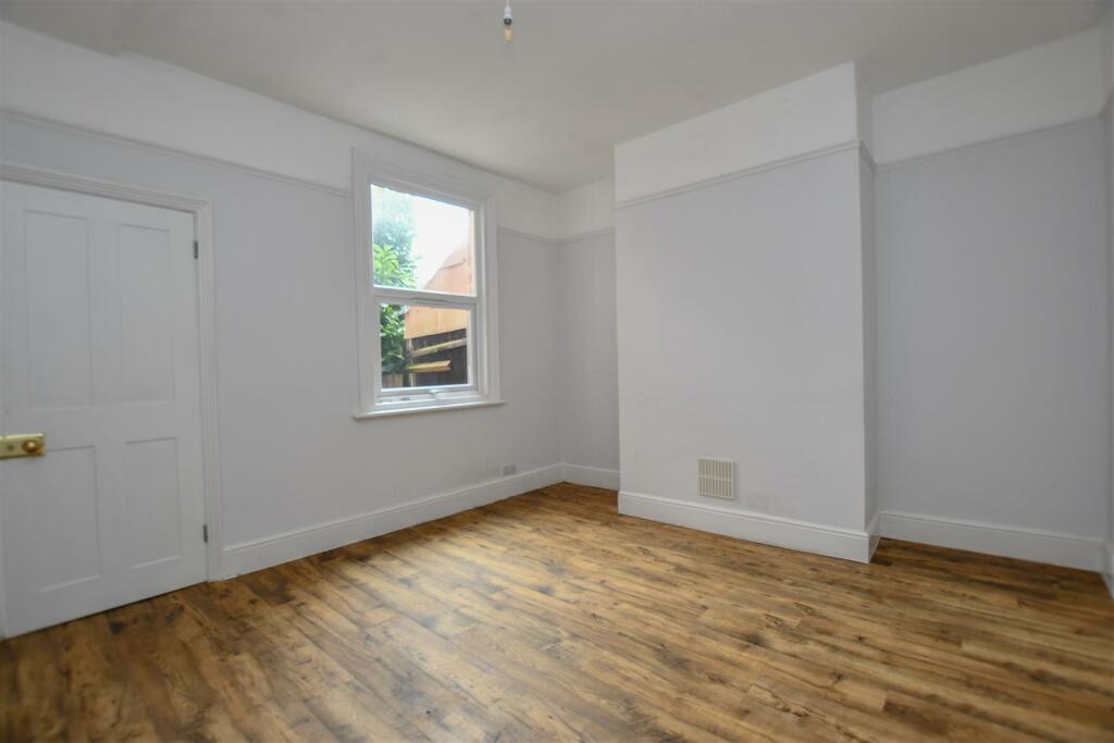 Additional image 5 of Clarence Road, St Albans