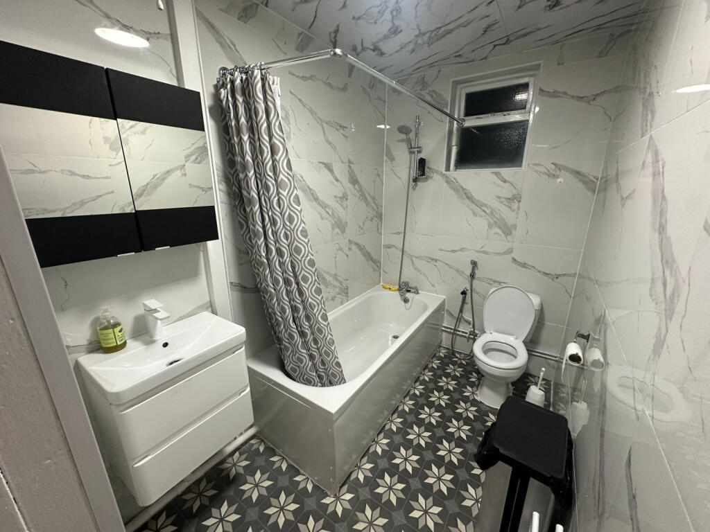 Additional image 11 of Bristol Road, Birmingham, B29 6BQ