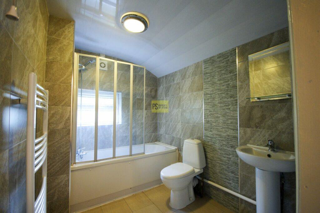 Additional image 5 of Harborne Park Road, Birmingham, B17 0NG