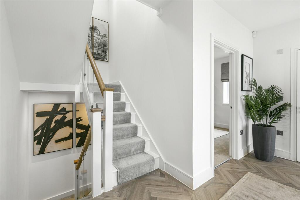 Additional image 13 of Kentish Lane, Essendon, Hertfordshire, AL9