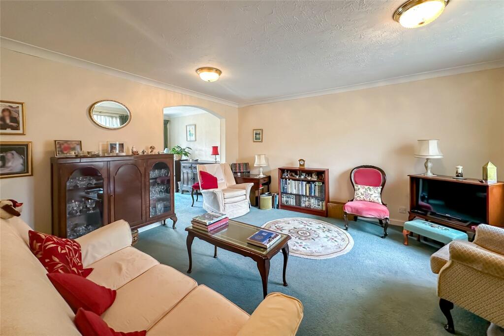 Additional image 18 of Harvesters, St. Albans, Hertfordshire, AL4