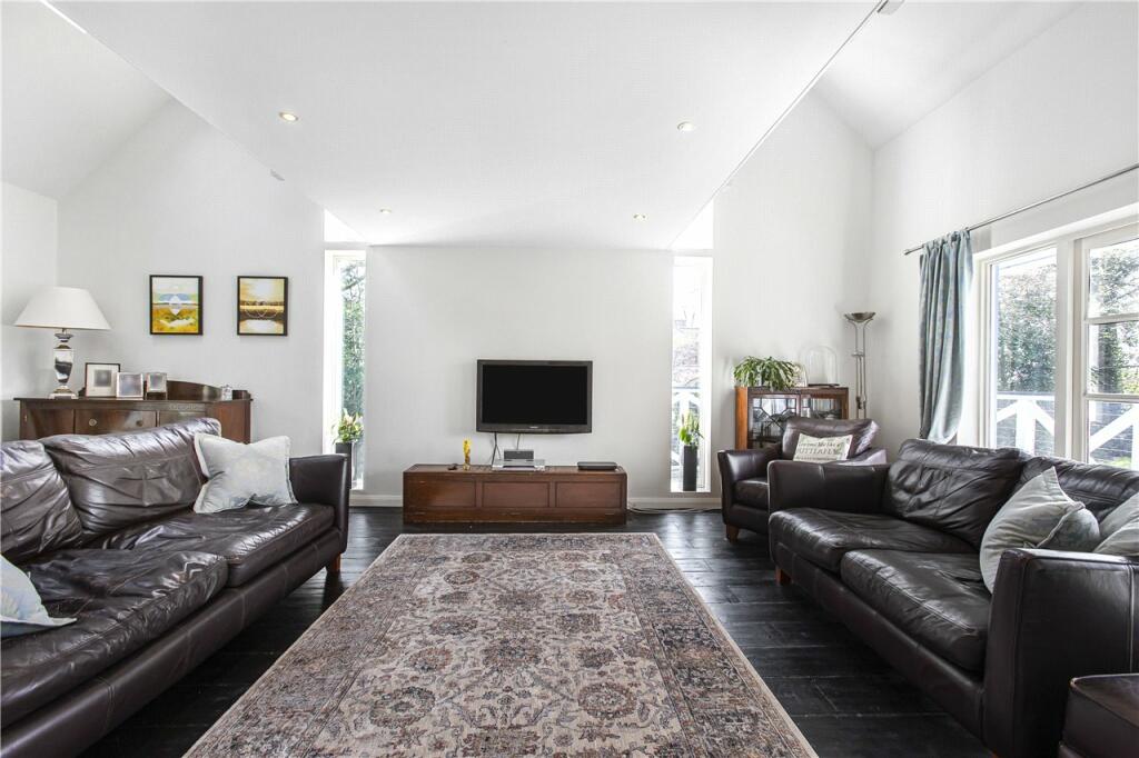 Additional image 7 of Orchard Road, Tewin, Welwyn, AL6