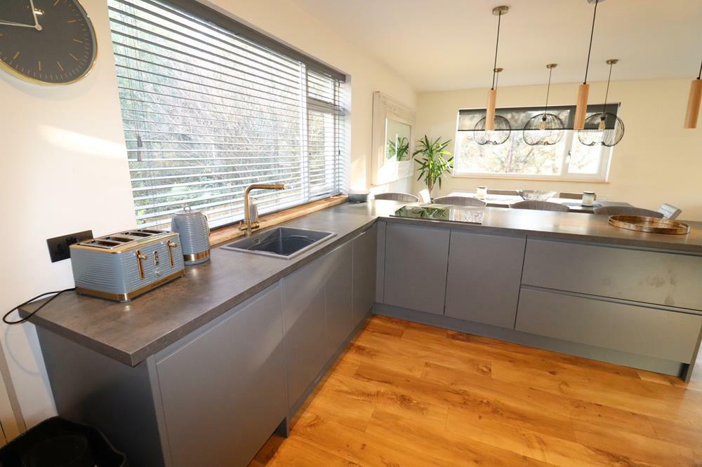 Additional image 7 of Primrosehill Avenue, Cults, AB15