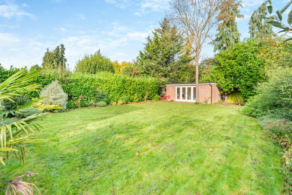 Additional image 36 of Gainsborough Avenue, St. Albans, Hertfordshire