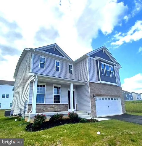 327 Knollwood Drive, Forks Township, PA 18040