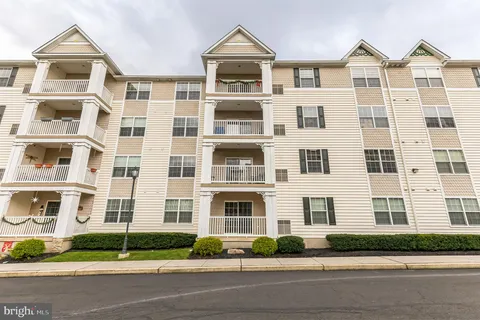 420 S York Road Unit C-12, Hatboro, PA 19040