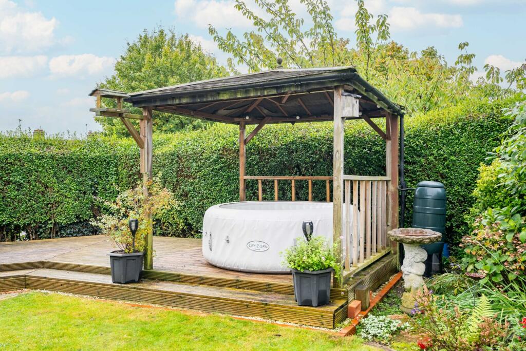 Additional image 13 of St. Annes Road, London Colney, St. Albans, Hertfordshire, AL2