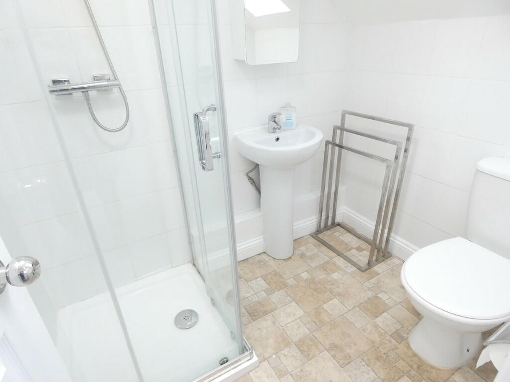 Additional image 9 of Acorn Lodge, Lye Lane