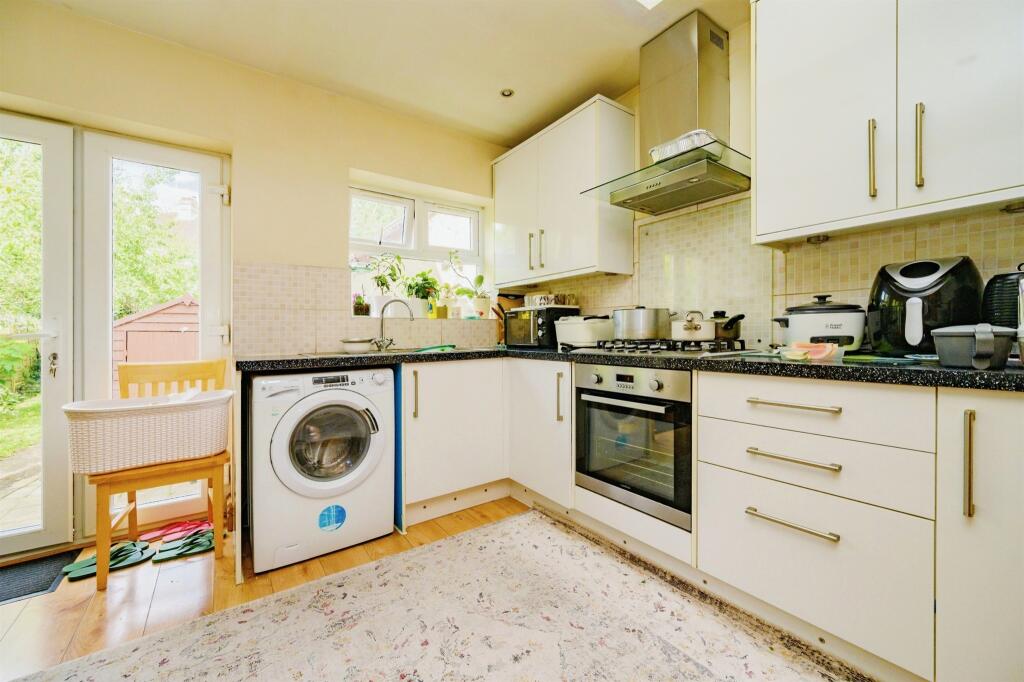 Additional image 3 of Dellfield, St. Albans