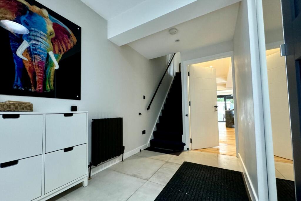 Additional image 14 of Drakes Drive, St. Albans, AL1