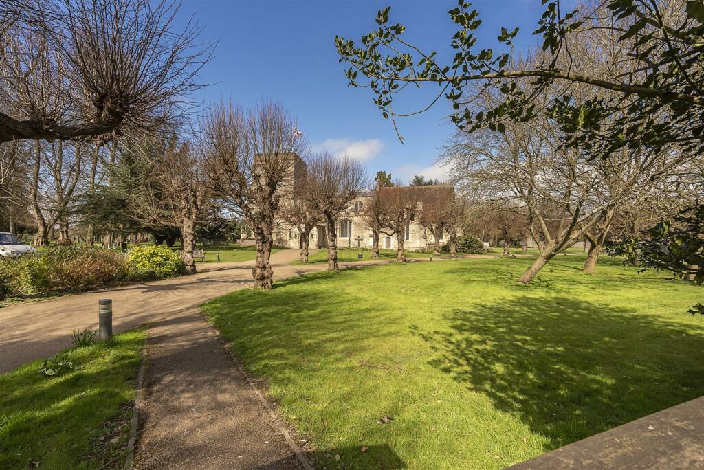 Additional image 10 of Stathams Court, Hemel Hempstead Road, Redbourn, Hertfordshire