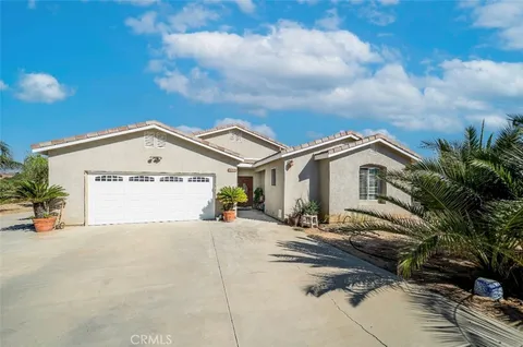 39600 Calle Gayube, Hemet, CA 92544
