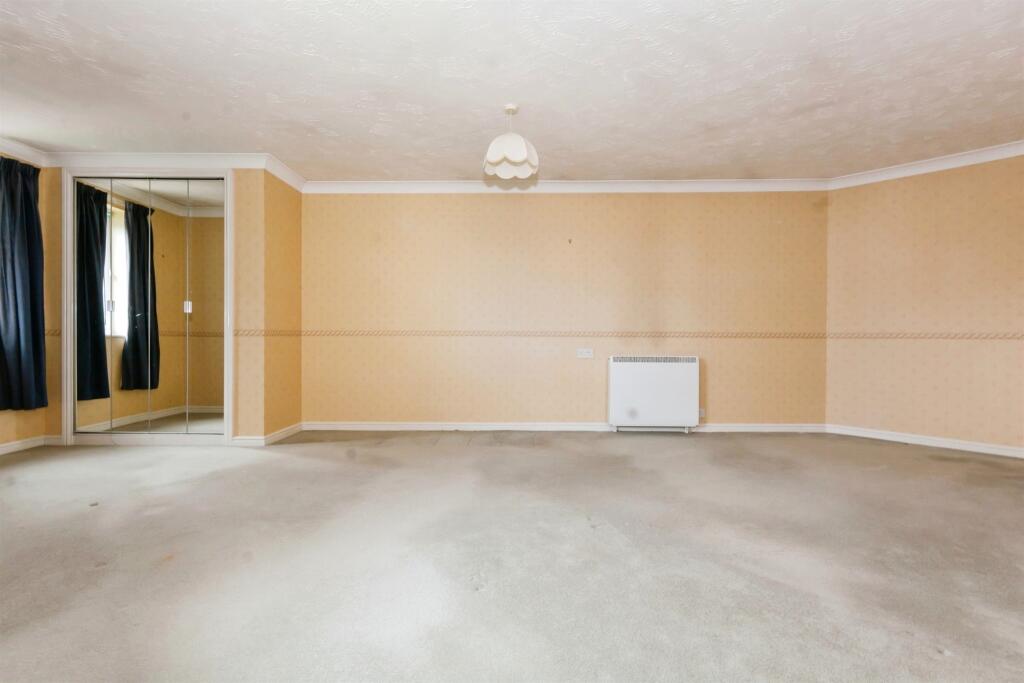 Additional image 7 of Stratford Road, Hall Green, Birmingham