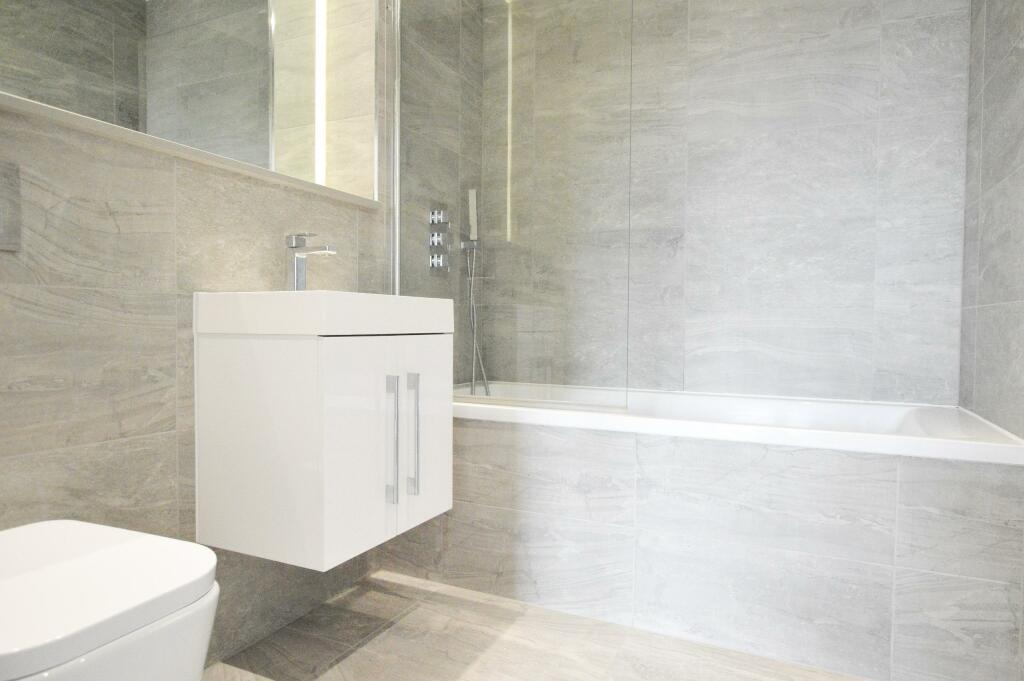 Additional image 5 of Ziggurat House, St Albans, AL1