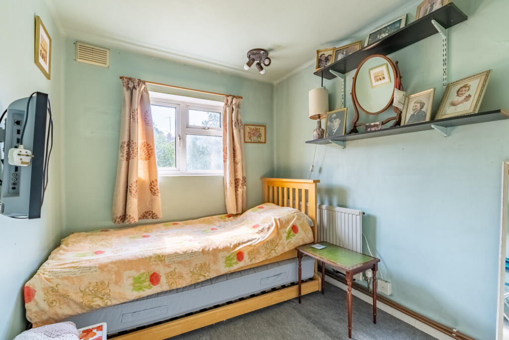 Additional image 11 of Batchwood Gardens, St. Albans, Hertfordshire, AL3