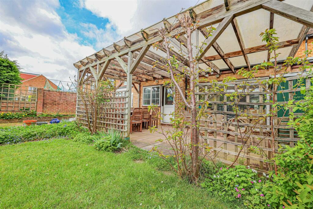 Additional image 30 of Collyer Road, London Colney, AL2