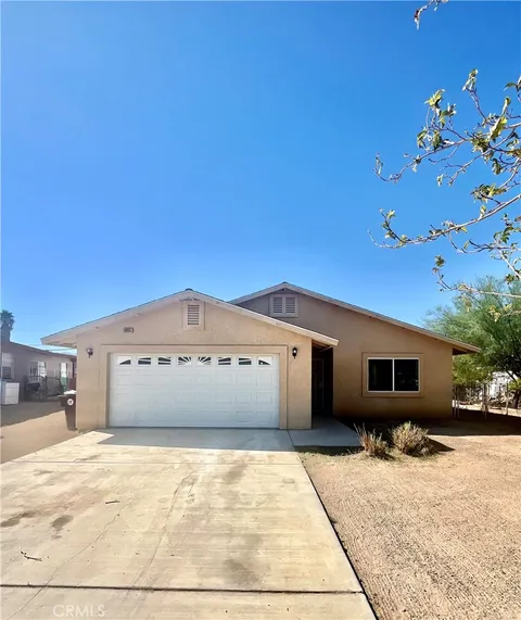 5932 La Buena Tierra Avenue, 29 Palms, CA 92277