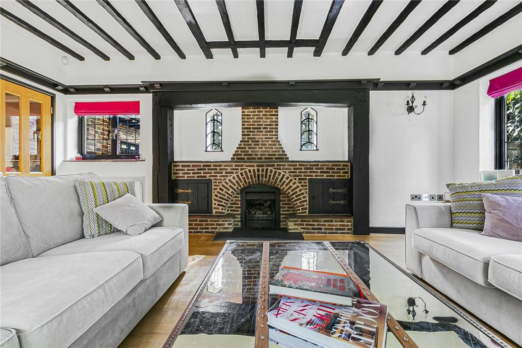 Additional image 6 of Kentish Lane, Brookmans Park, Hertfordshire, AL9