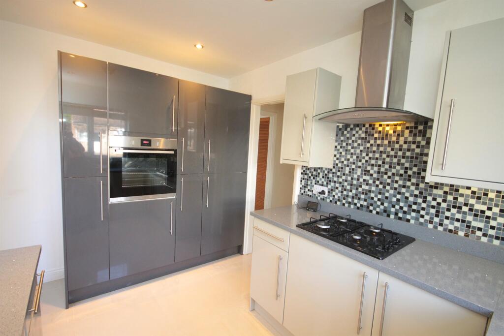 Additional image 12 of Coleswood Road, Harpenden