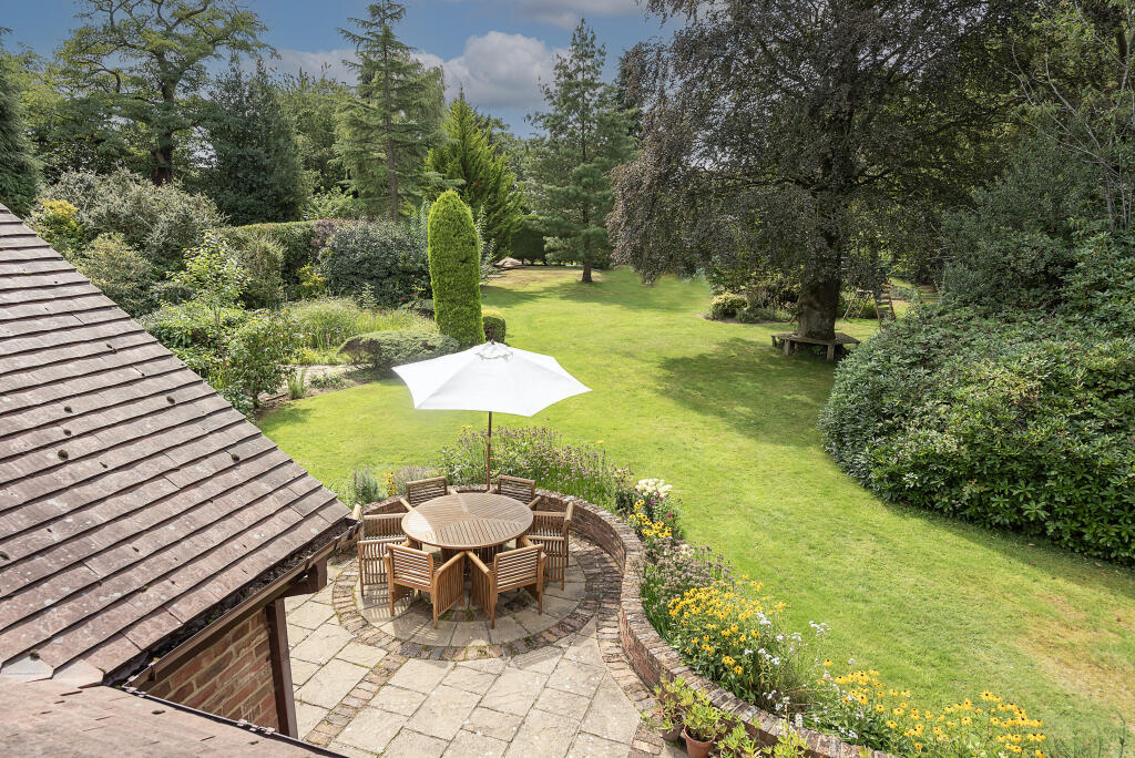 Additional image 29 of Holly Lane, Harpenden, AL5