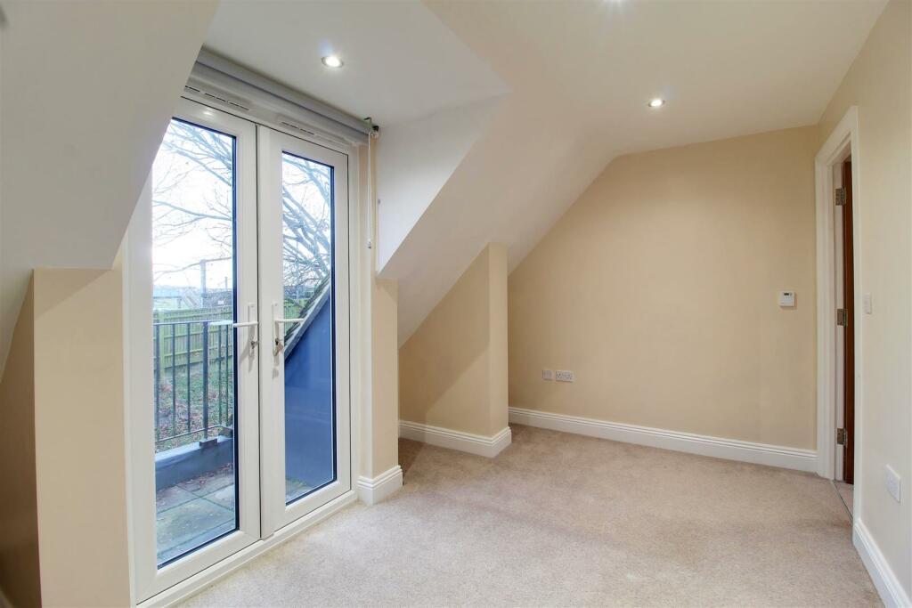 Additional image 13 of Green Close, Brookmans Park