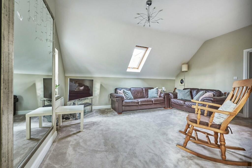 Additional image 13 of Boyes Crescent, Napsbury Park, St. Albans, Hertfordshire, AL2