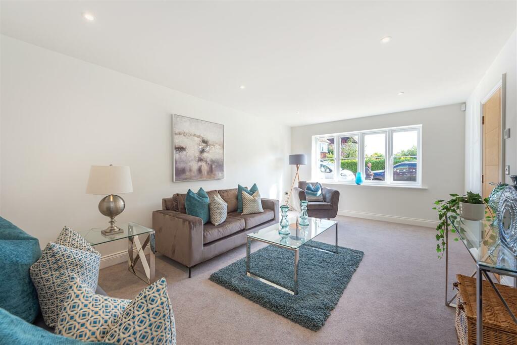 Additional image 4 of Woodstock Road North, St. Albans