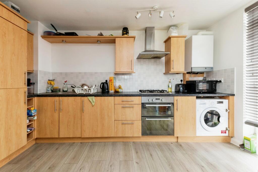 Additional image 6 of Dragon Road, Hatfield