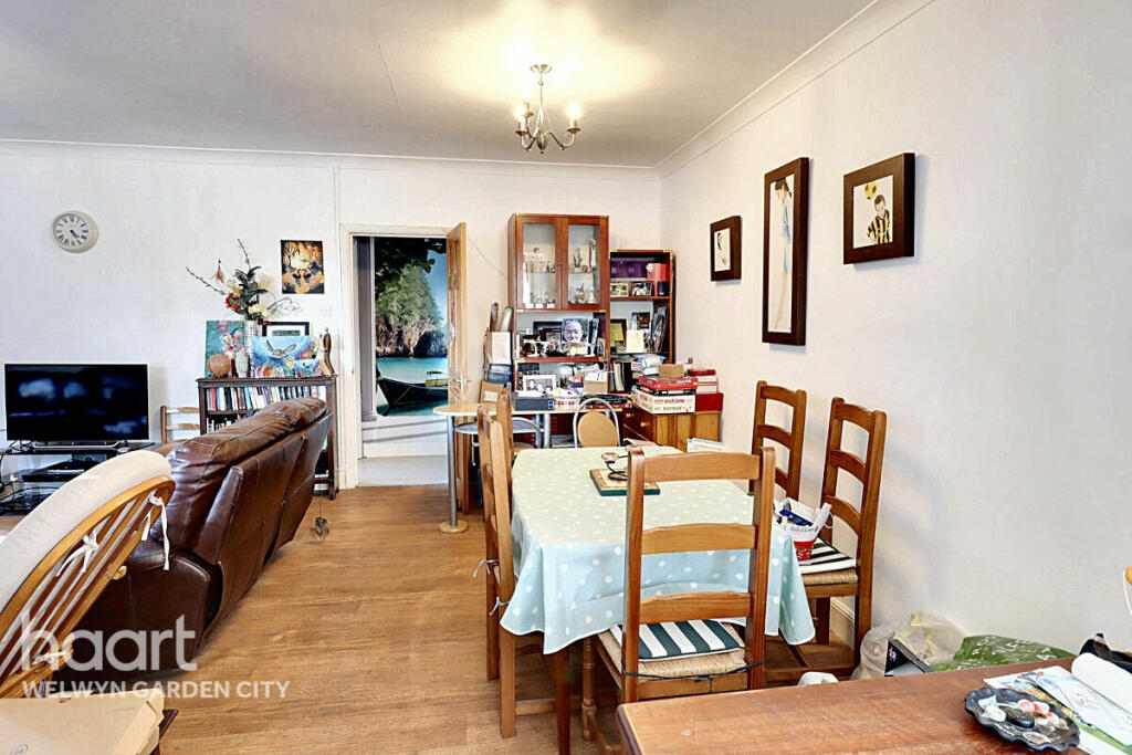 Additional image 9 of Mardley Avenue, Welwyn