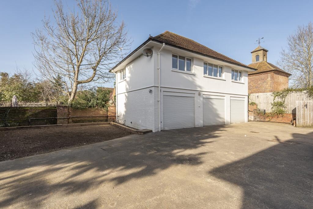 Additional image 11 of Wheathampstead Road Harpenden AL5