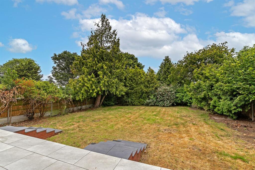 Additional image 31 of Brookmans Avenue, Brookmans Park