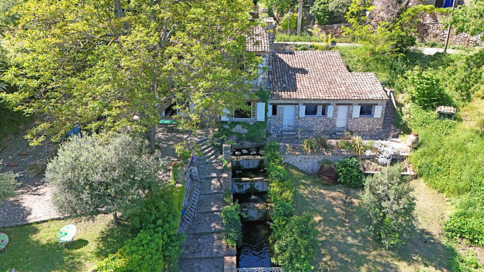 Additional image 2 of Carros, Provence-Alpes-Cote d'Azur, 06, France