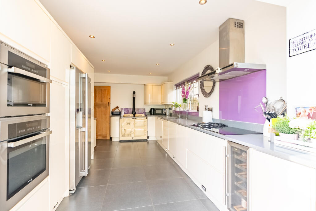 Additional image 10 of Watling Street, Park Street, St. Albans, Hertfordshire, AL2