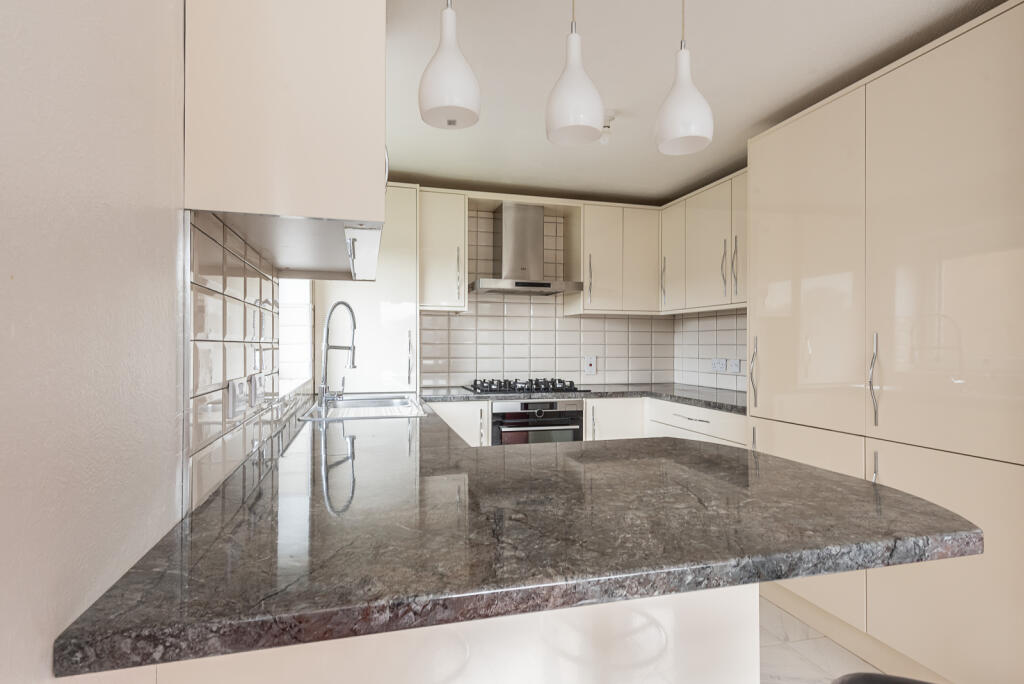 Additional image 11 of Smallwood Close, Wheathampstead, St. Albans, Hertfordshire, AL4