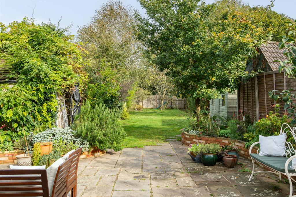 Additional image 19 of Pottersheath Road, Welwyn