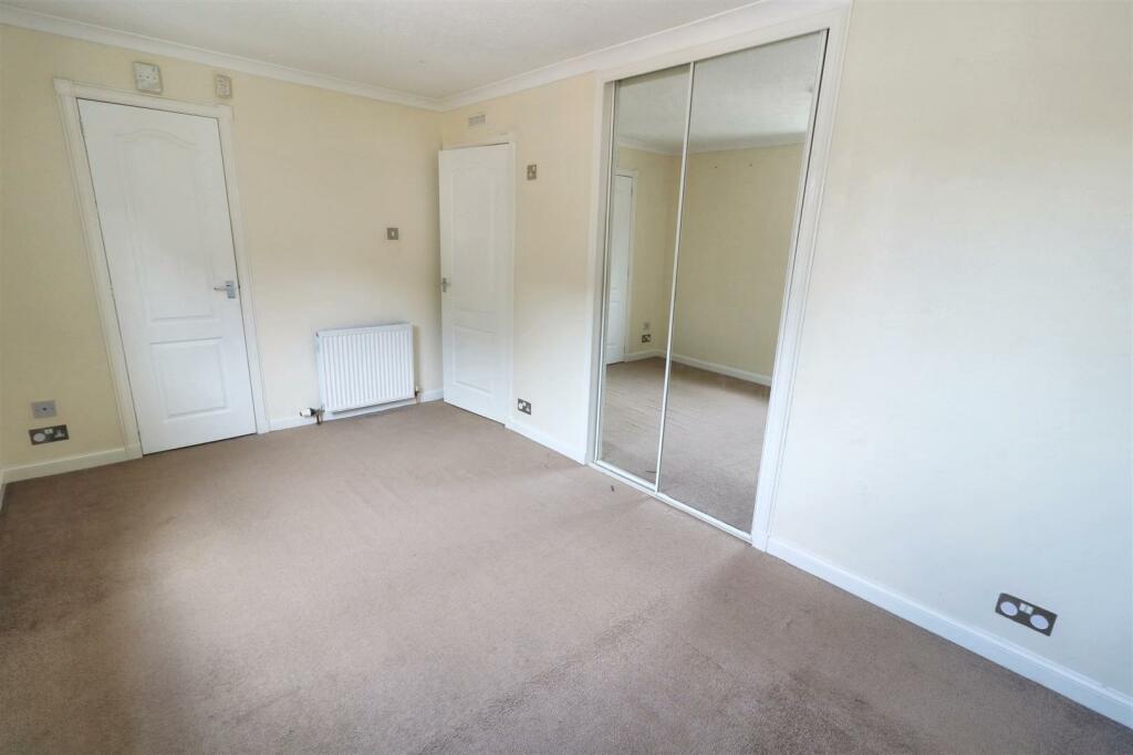 Additional image 10 of 31 Den Crescent, Keith