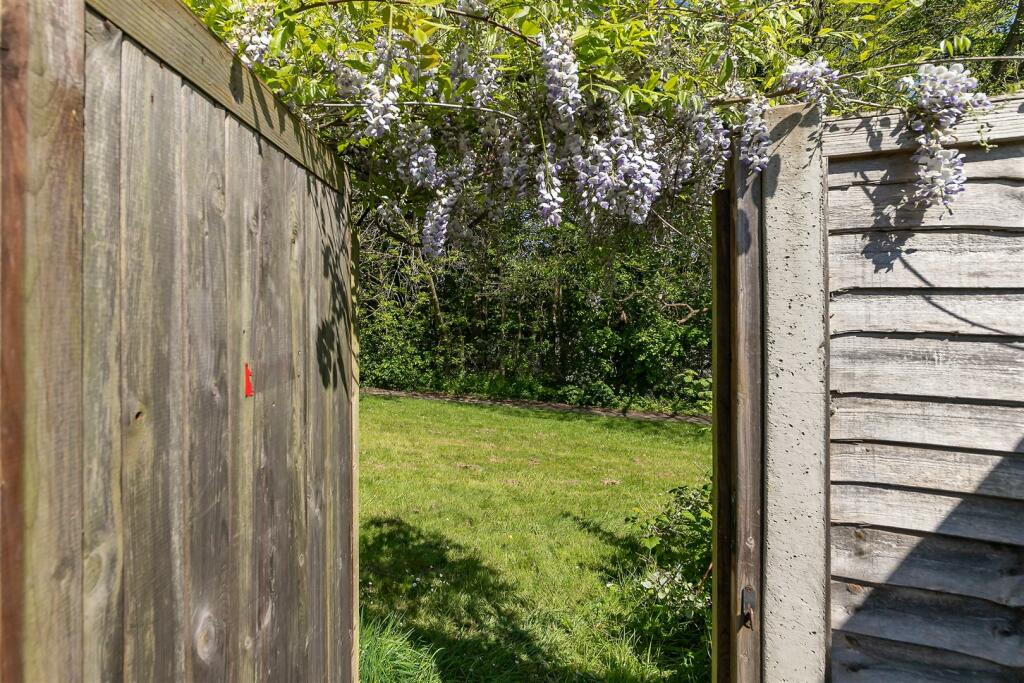 Additional image 36 of Pemberton Close, St. Albans