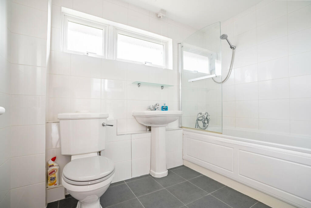 Additional image 18 of Grovelands, Park Street, St. Albans, Hertfordshire, AL2