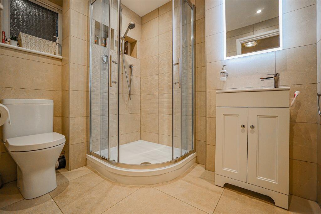 Additional image 28 of Broadstone Road, Harpenden, AL5