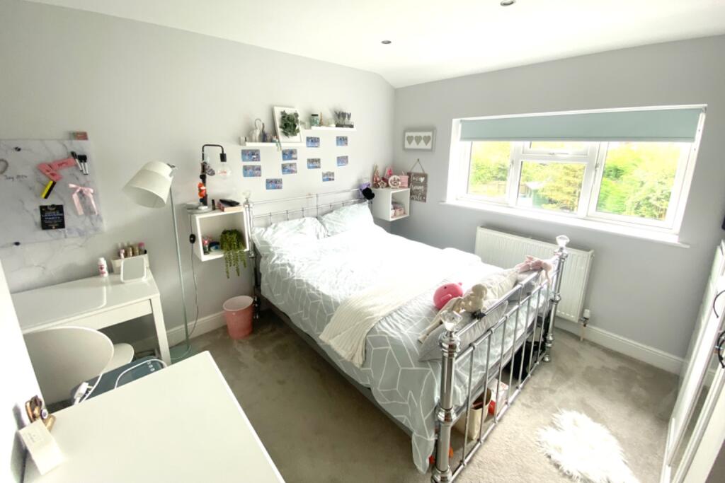 Additional image 8 of Birchwood Way, Park Street, St. Albans, Hertfordshire, AL2