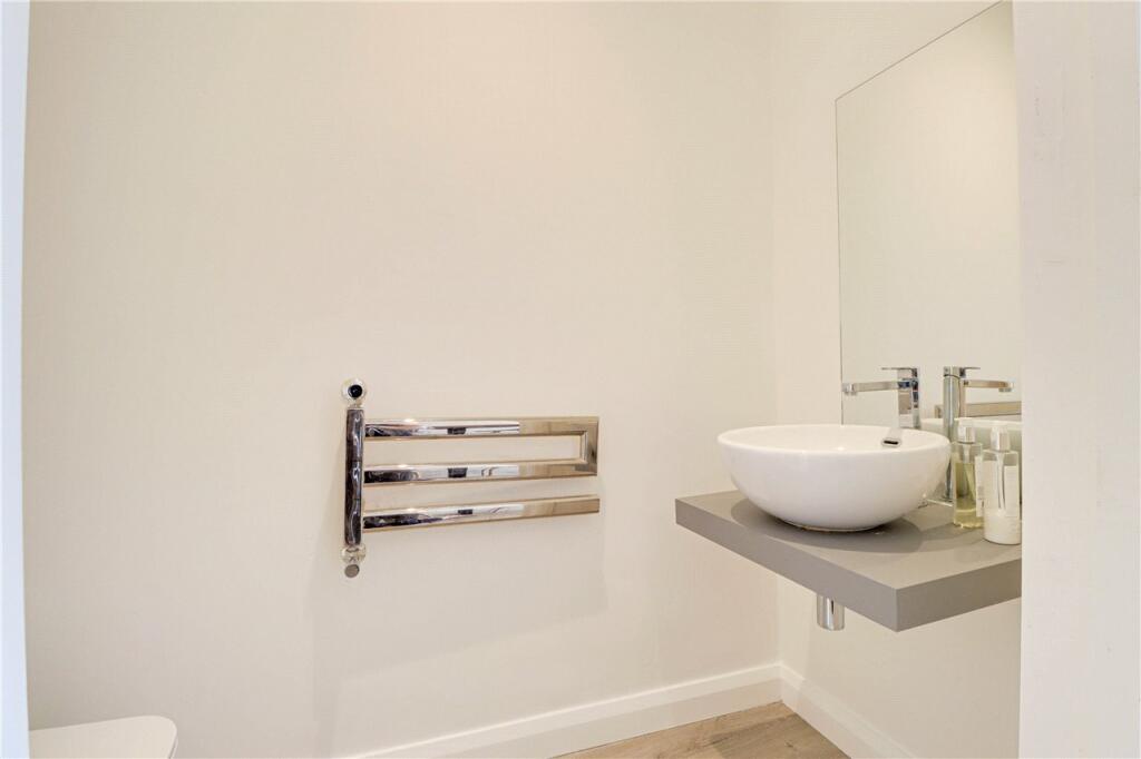 Additional image 11 of Victoria Street, St. Albans, Hertfordshire